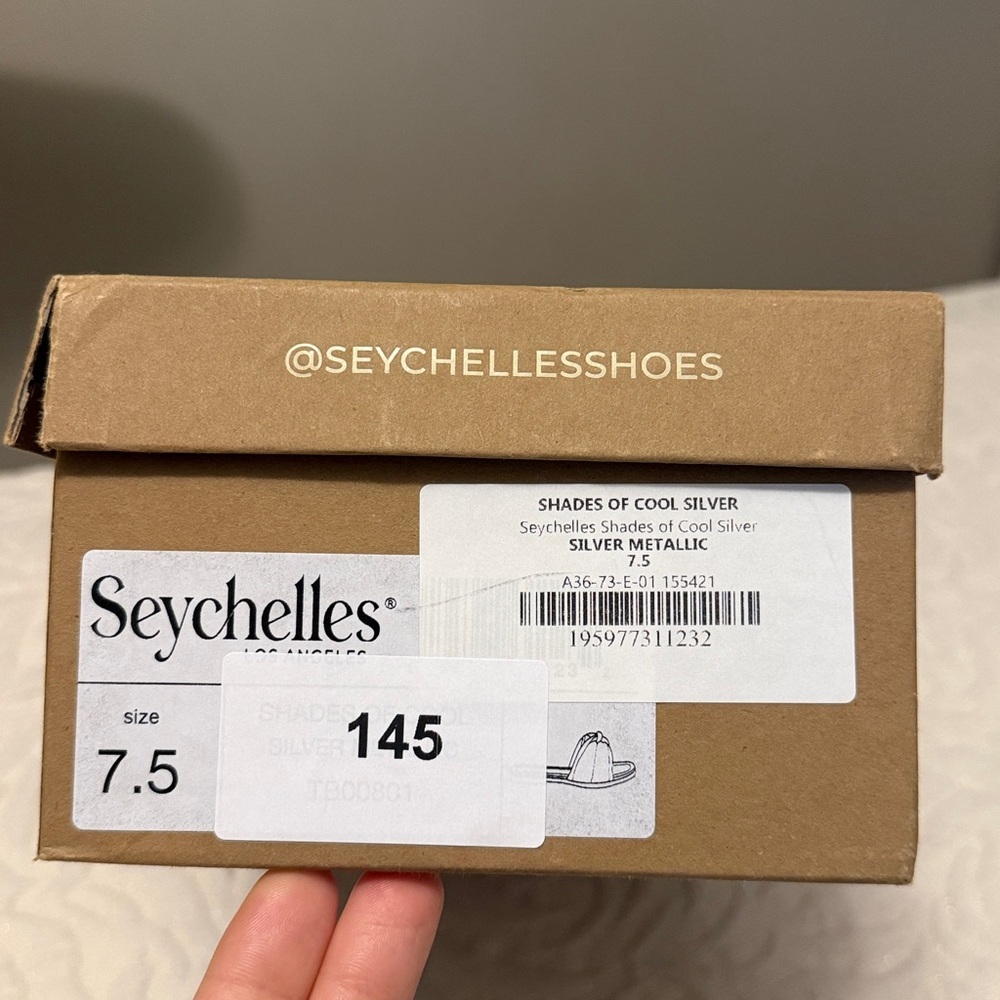 Seychelles silver metallic sandal 7.5 - Picture 4 of 8